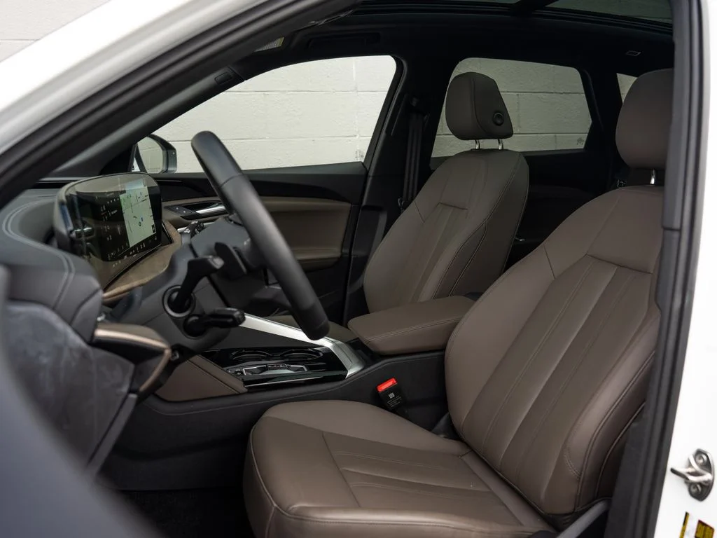 Used 2025 White Audi  image 5