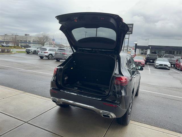 New 2026 Night Black Mercedes-Benz GLA 250 4MATIC® image 30