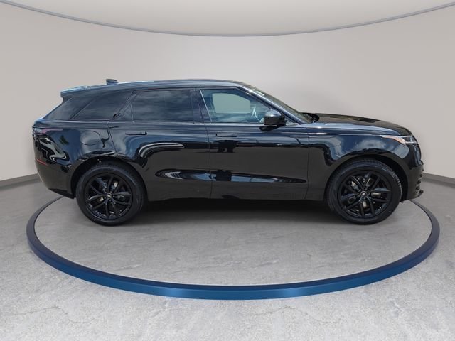 New 2026 Santorini Black LAND ROVER Dynamic SE image 4