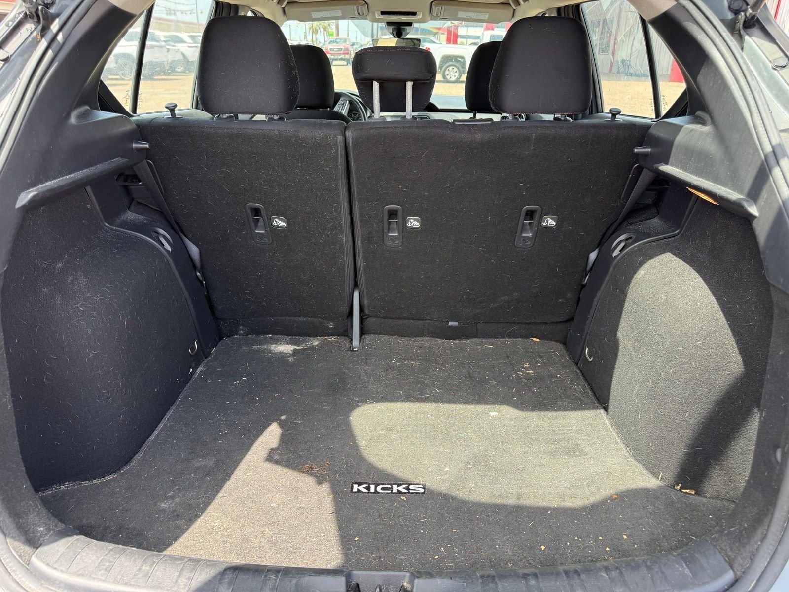Used 2022 Gray Nissan SR image 5