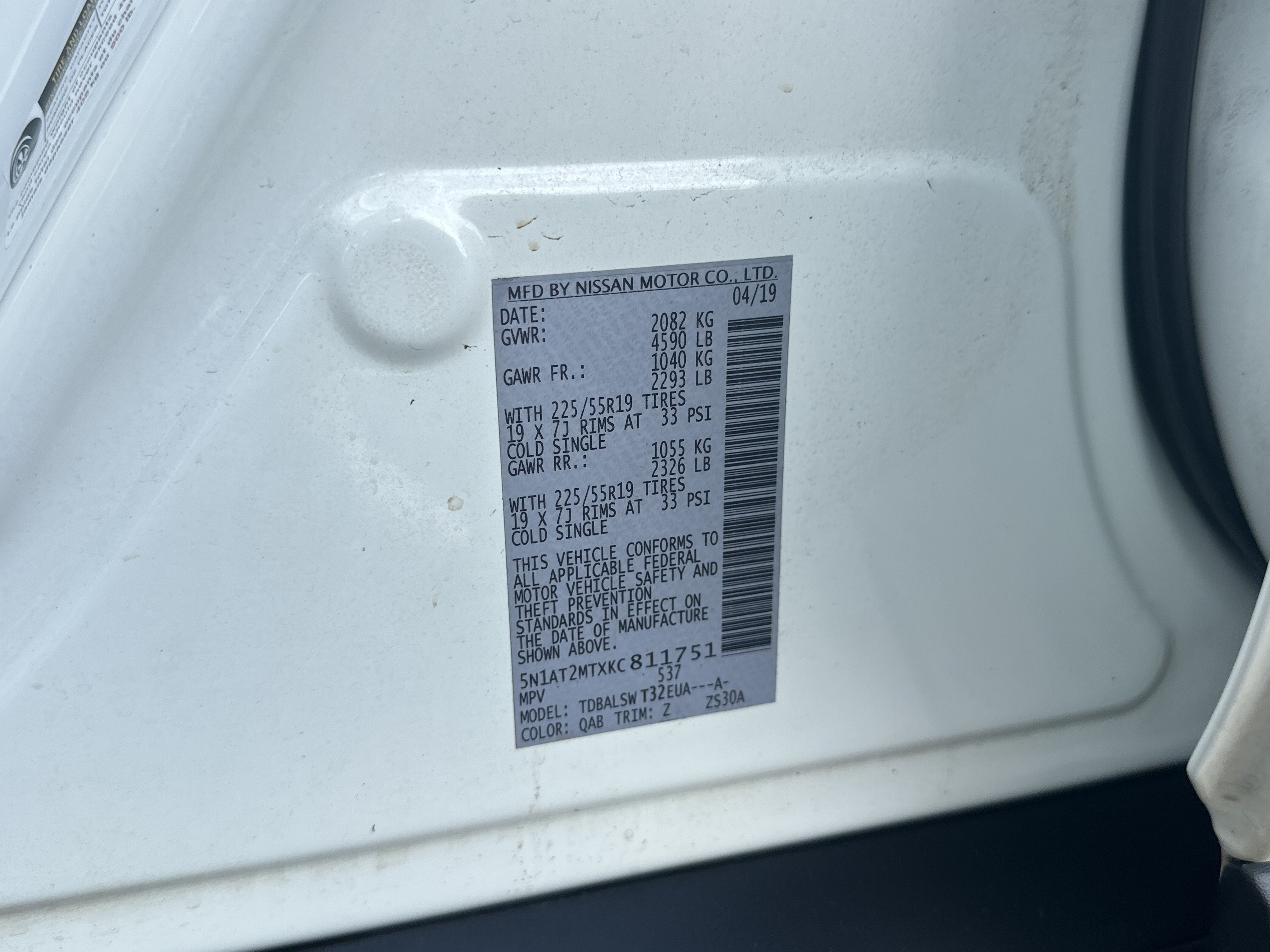 Used 2019 Pearl White Tricoat Nissan SL image 30