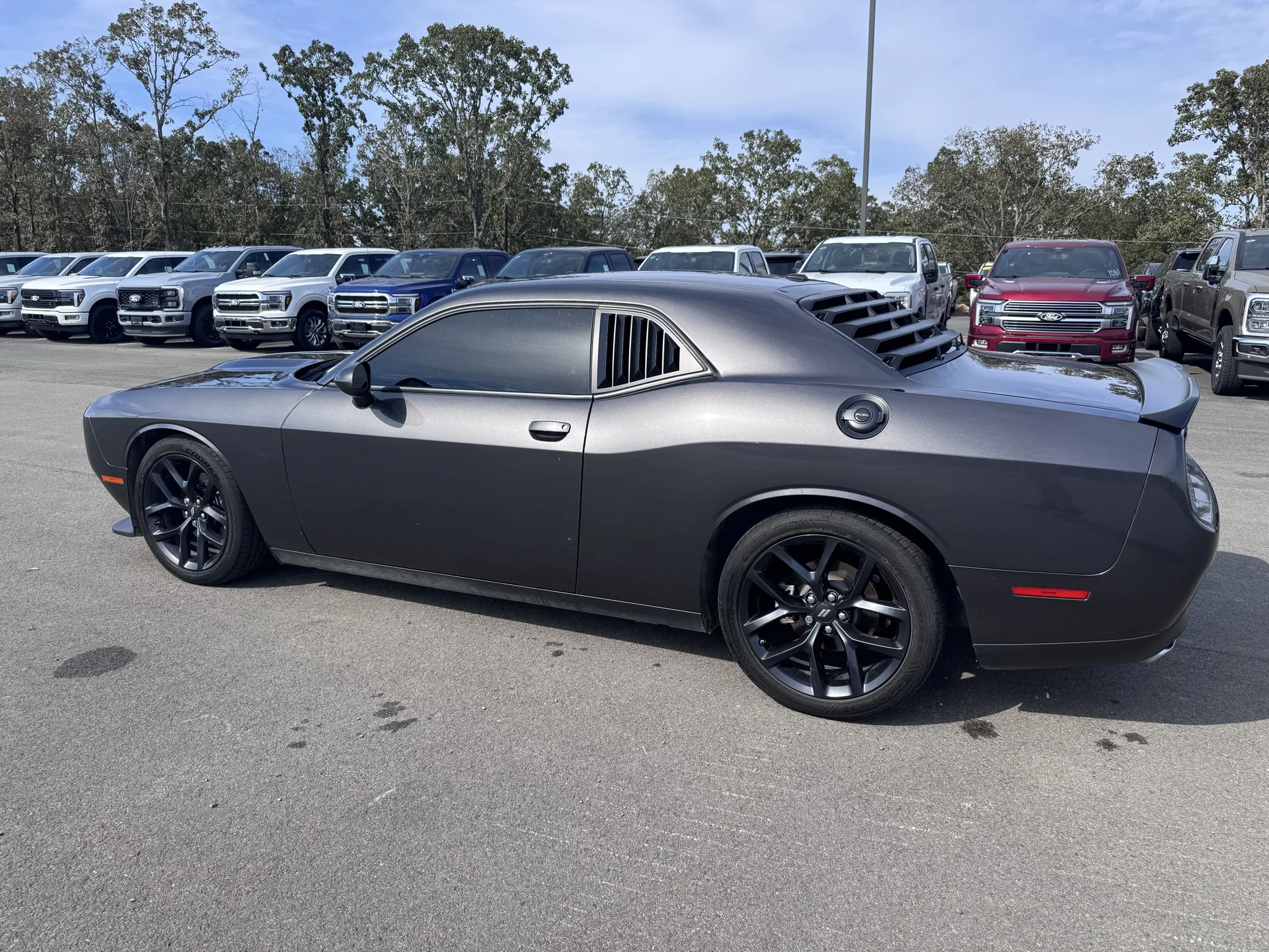 Used 2023 Granite Pearlcoat Dodge R/T image 11