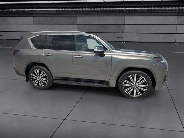 Used 2024 Gray Lexus 600 Luxury image 9