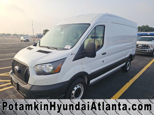 Used 2024 Oxford White Ford Base image 1