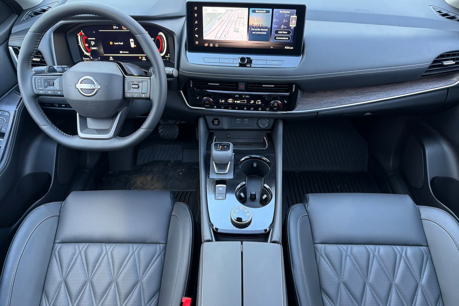 New 2026 Everest White Pearl/Super Black Nissan Platinum image 10