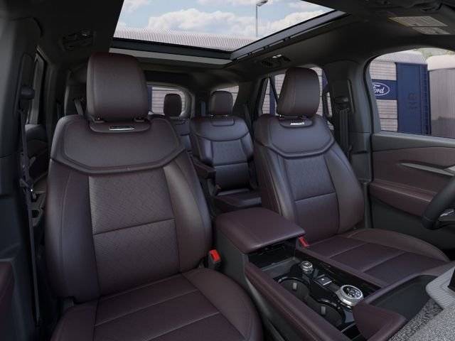 New 2026 Star White Metallic Tri-Coat Ford Platinum™ image 11
