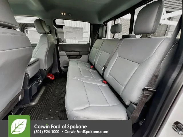 New 2026 Oxford White Ford XL image 25