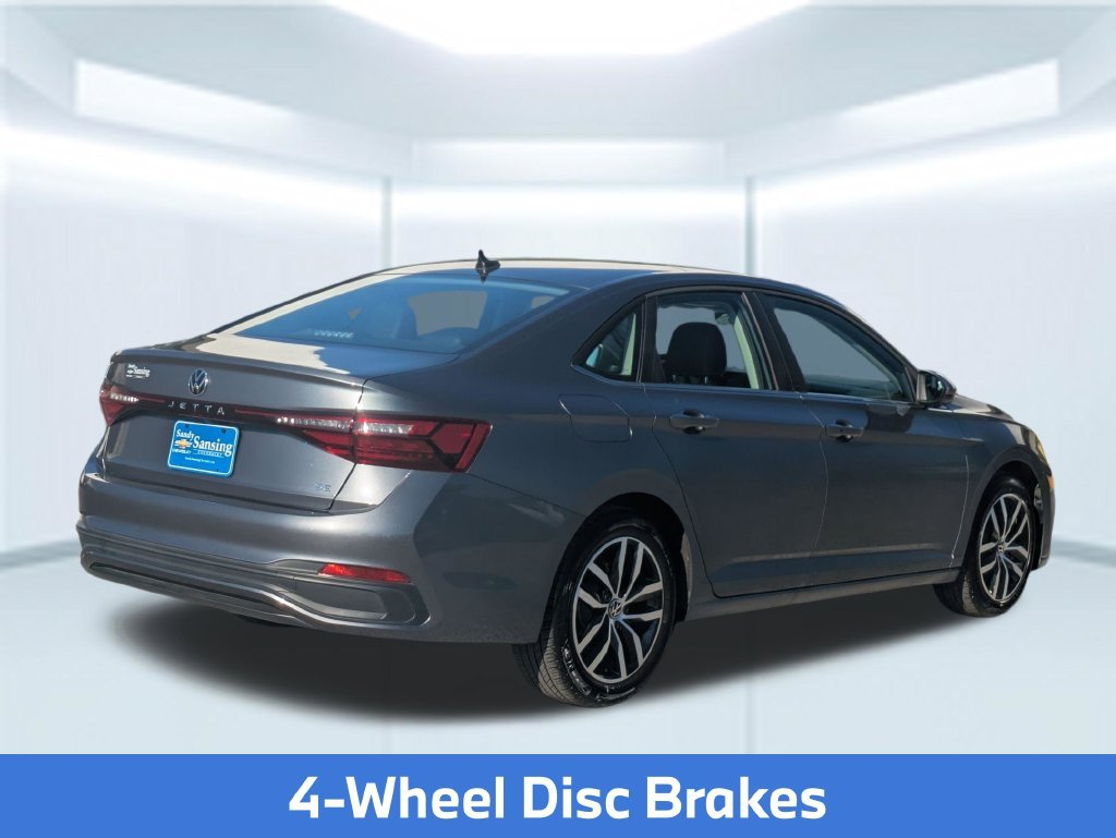Used 2025  Volkswagen 1.5T SE image 5