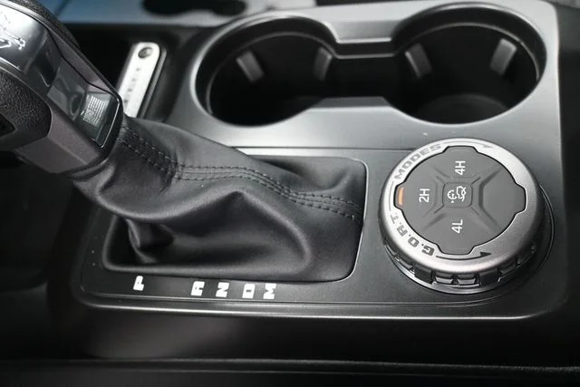 New 2026 Avalanche Gray Ford Big Bend® image 15