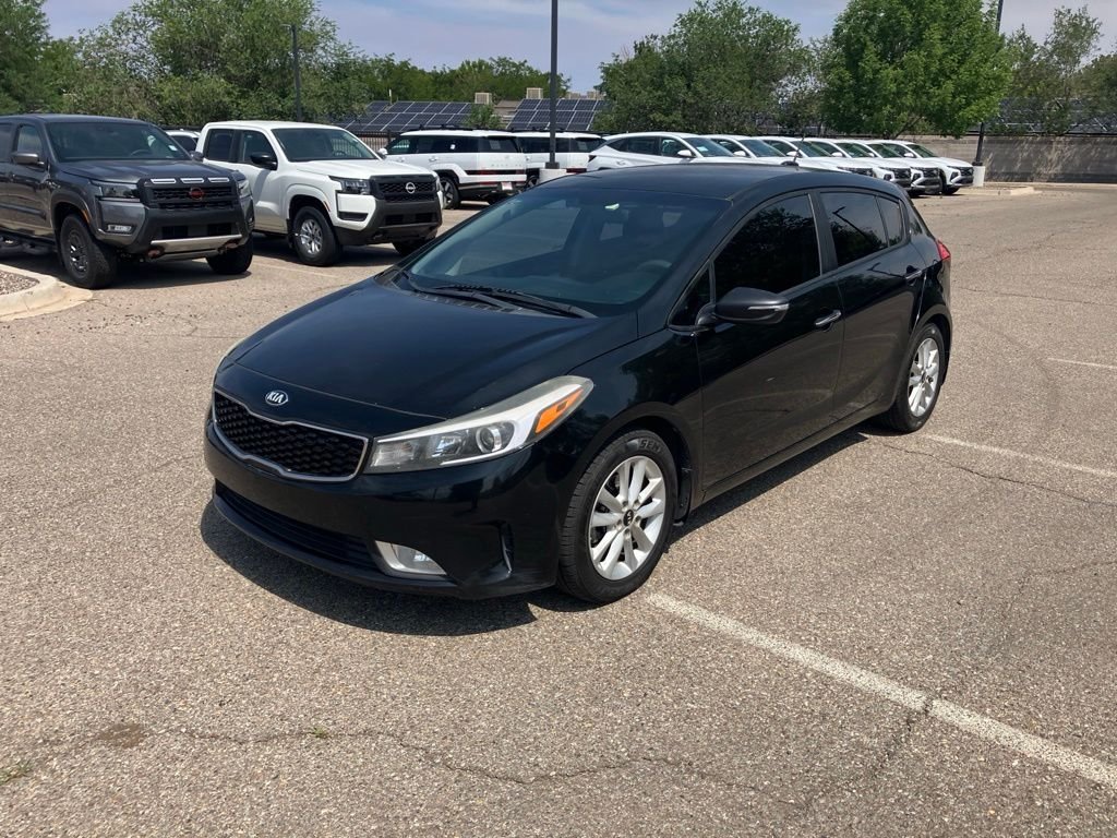 Used 2017 Black Kia LX image 3