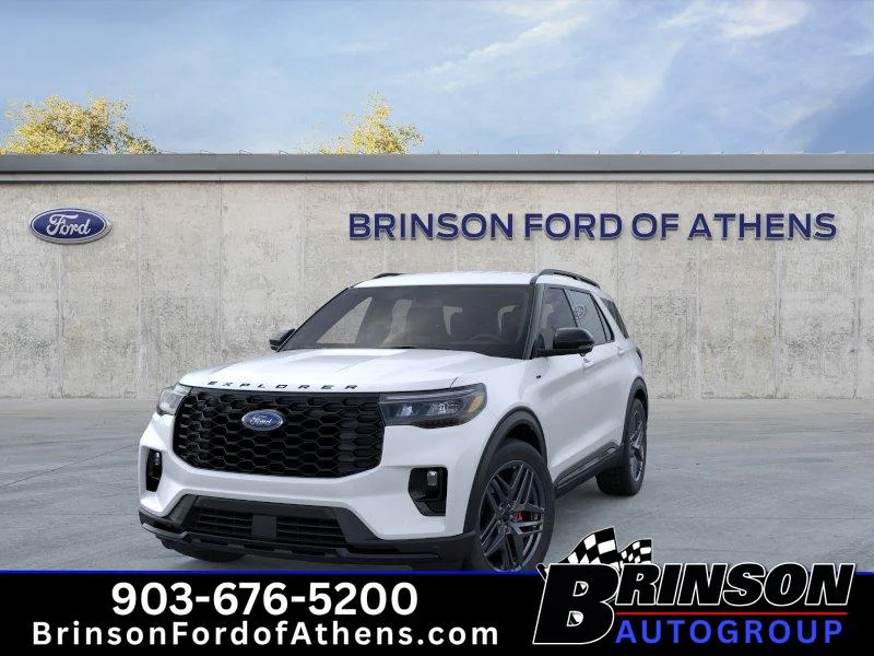 New 2026 Star White Metallic Tri-Coat Ford ST-Line image 2