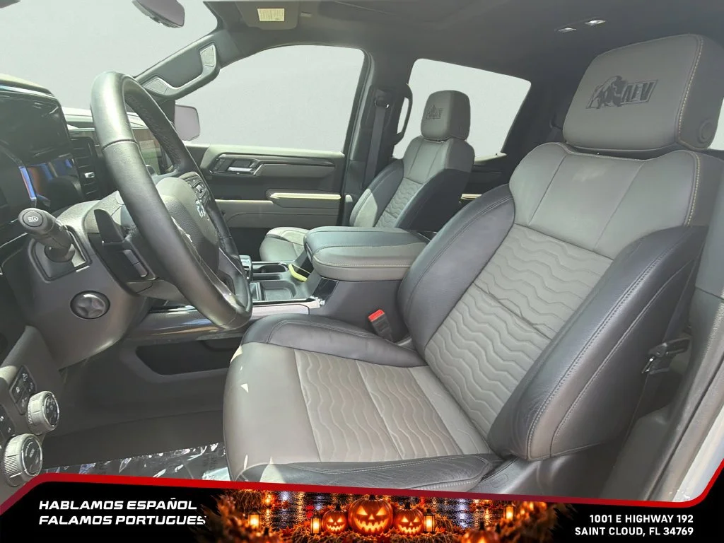 Used 2025 Slate Gray Metallic Chevrolet ZR2 image 14