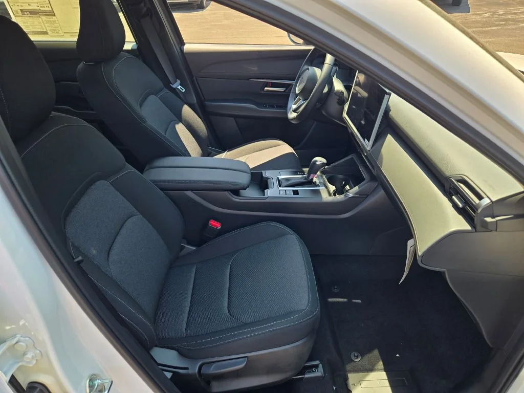 New 2026 White Mazda 2.5 S image 5