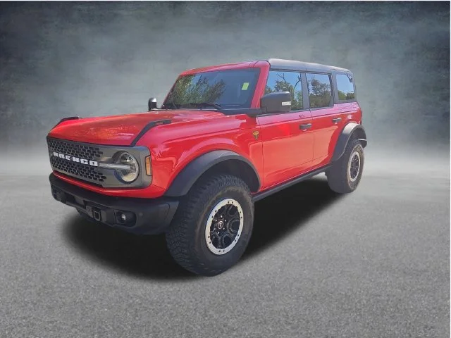 Used 2023 Red Ford Badlands image 3