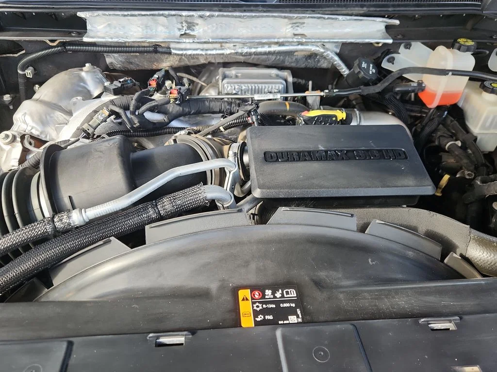 Used 2020 Silver Chevrolet LT image 16