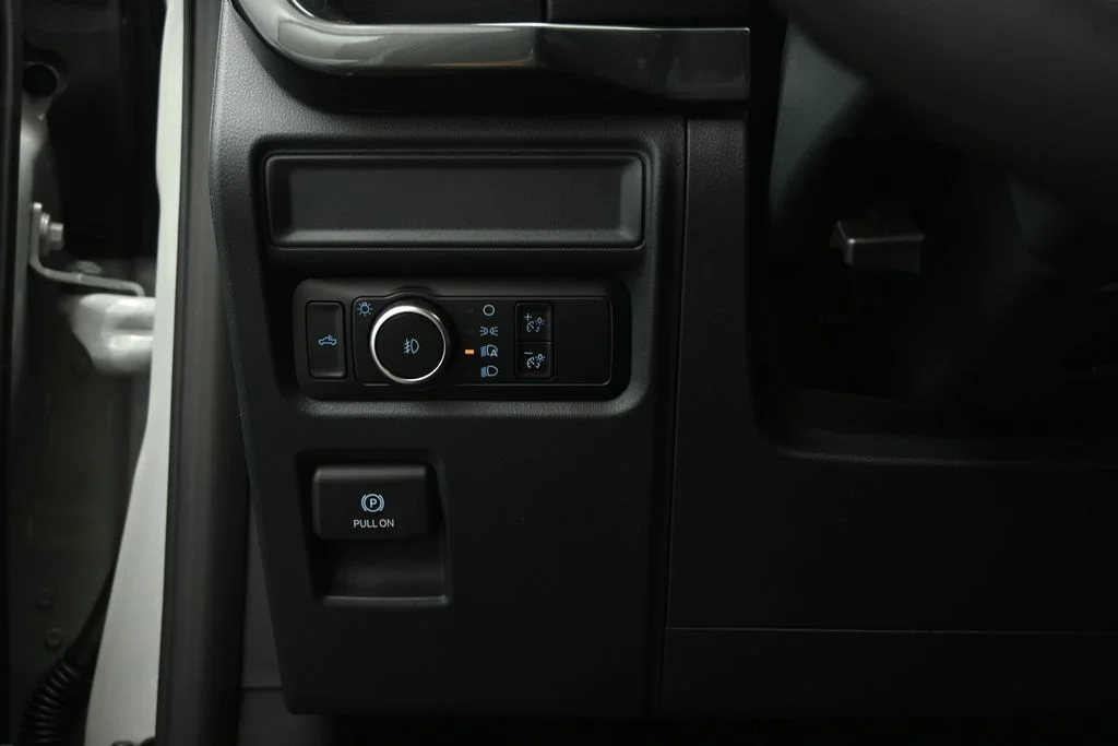 New 2026 Avalanche Ford STX image 9