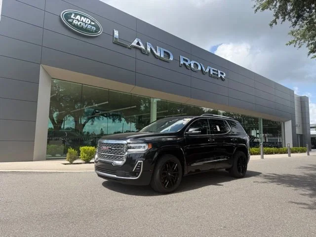 2023 GMC Acadia Denali FWD's photo