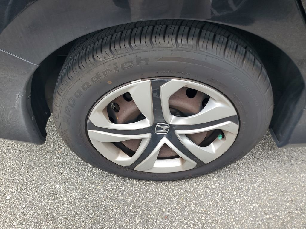 Used 2016 Black Honda LX image 10