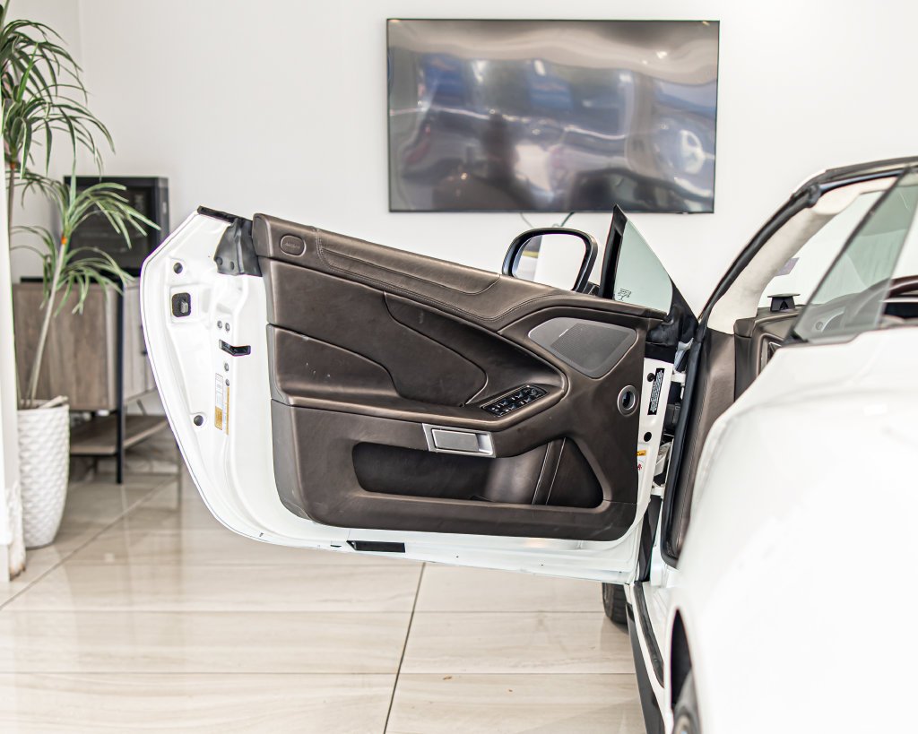 Used 2016 White Aston Martin Volante image 32