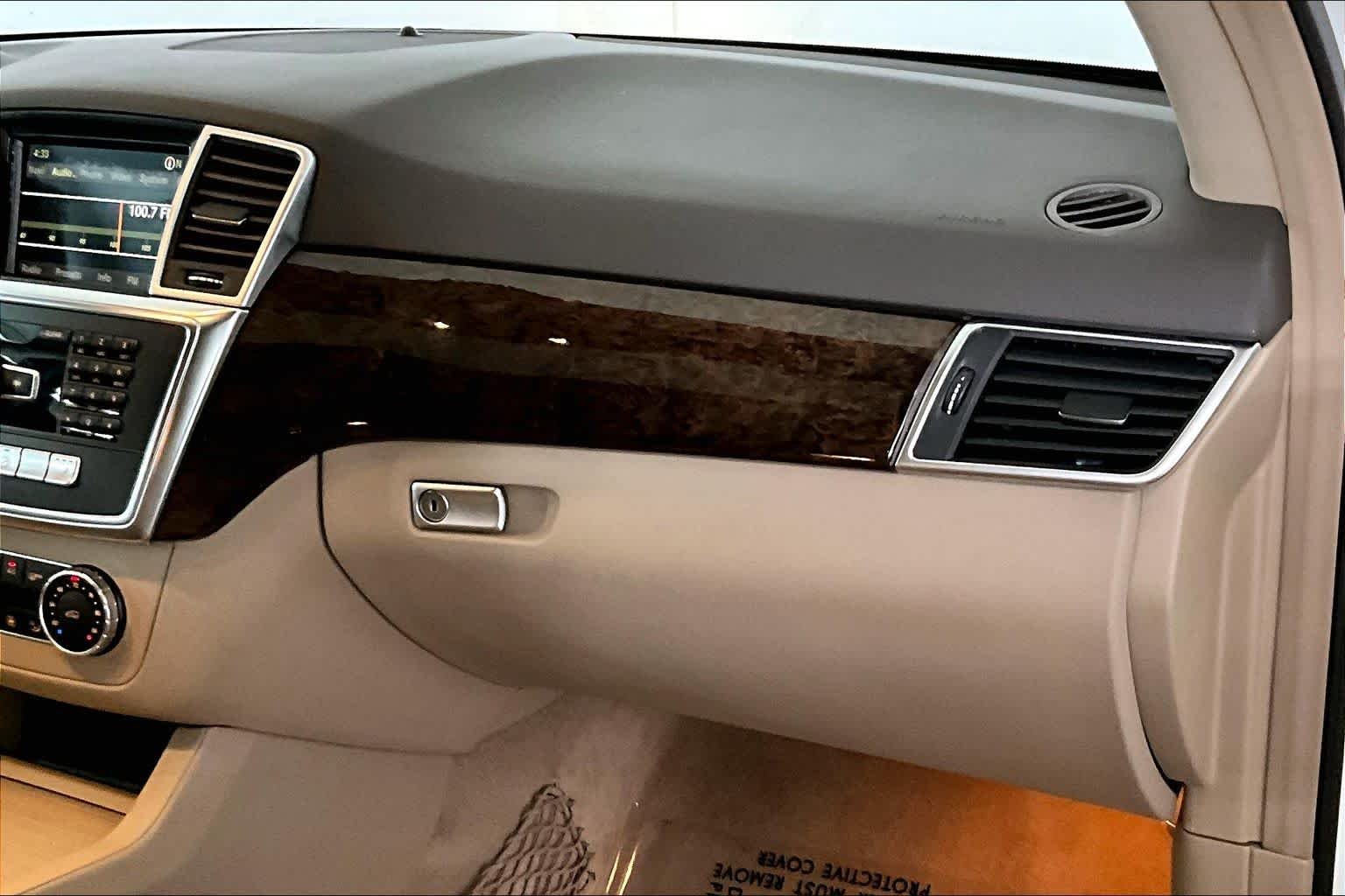 Used 2012 Arctic White Mercedes-Benz ML 350 image 19