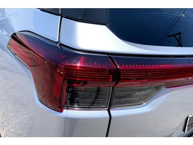 New 2026 ICE SILVER METALLIC Subaru Premium image 14