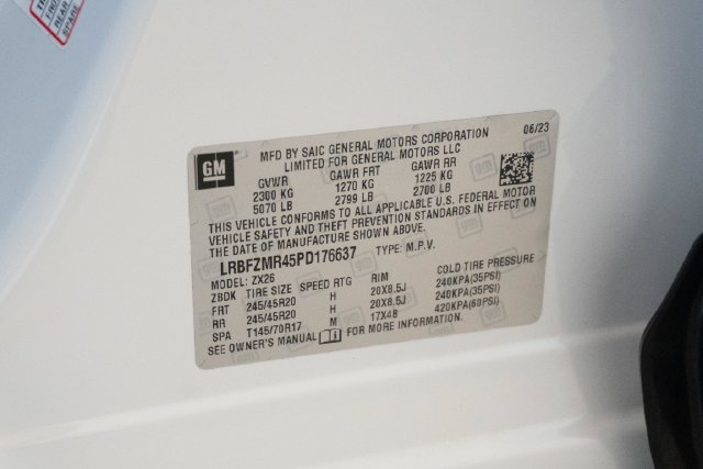 Used 2023 White Buick Preferred image 31