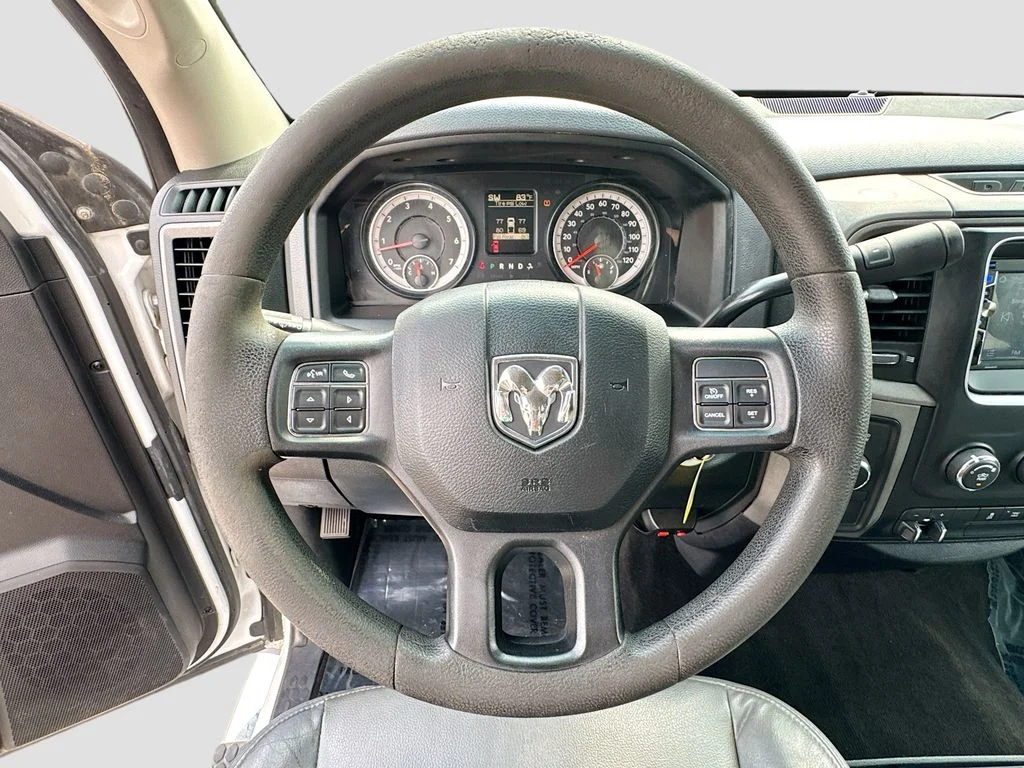 Used 2016 Bright White Clearcoat Ram Tradesman image 10