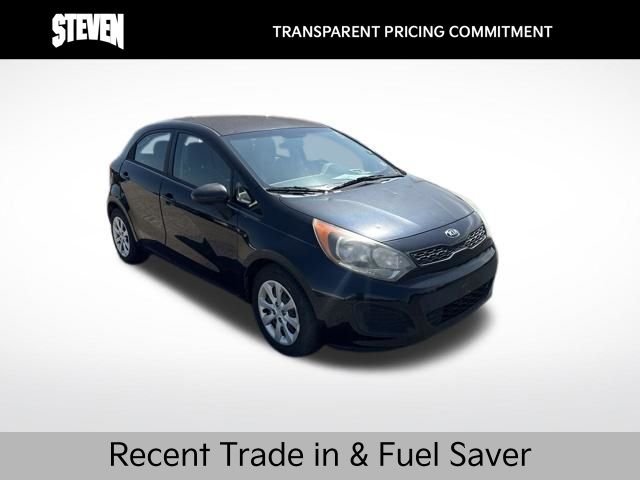 Used 2015 Black Kia LX image 1