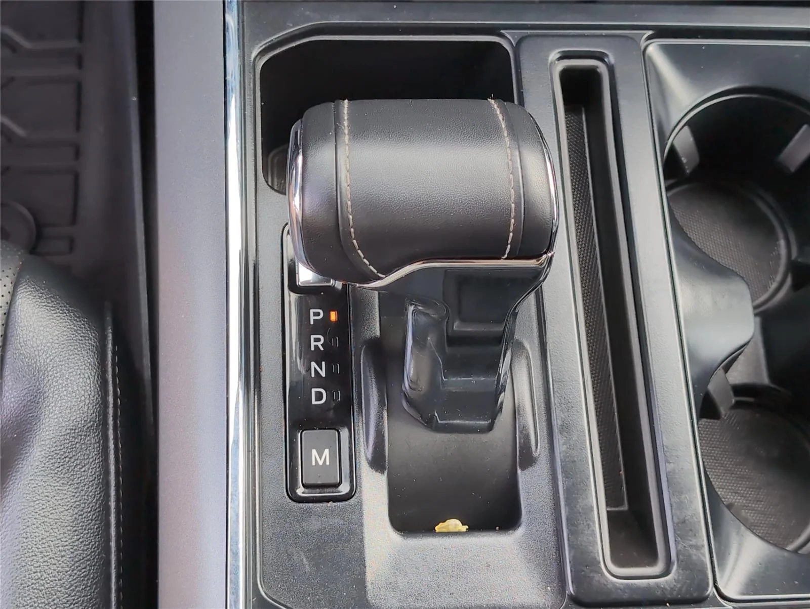 Used 2023 Iconic Silver Ford LARIAT image 22