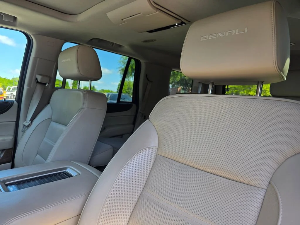 Used 2020 SUMMIT WHITE GMC Denali image 10