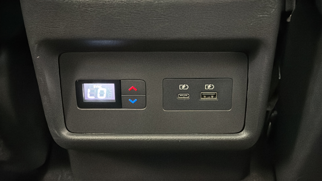 Used 2023 Super Black Nissan SL image 26