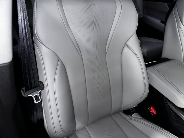 Used 2026 Solar Silver Metallic Acura w/Technology Package image 23