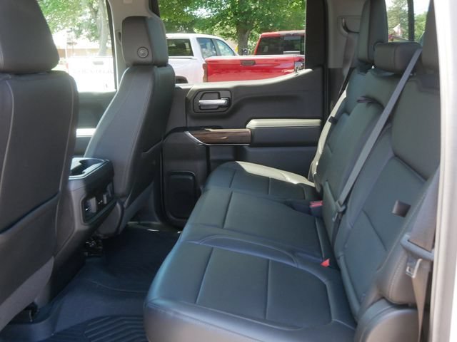 Used 2020 SILVER ICE METALLIC Chevrolet LT Trail Boss image 21