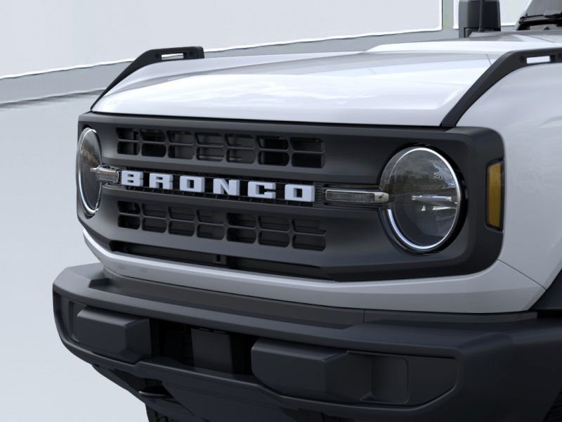 New 2025 Oxford White Ford Base image 19