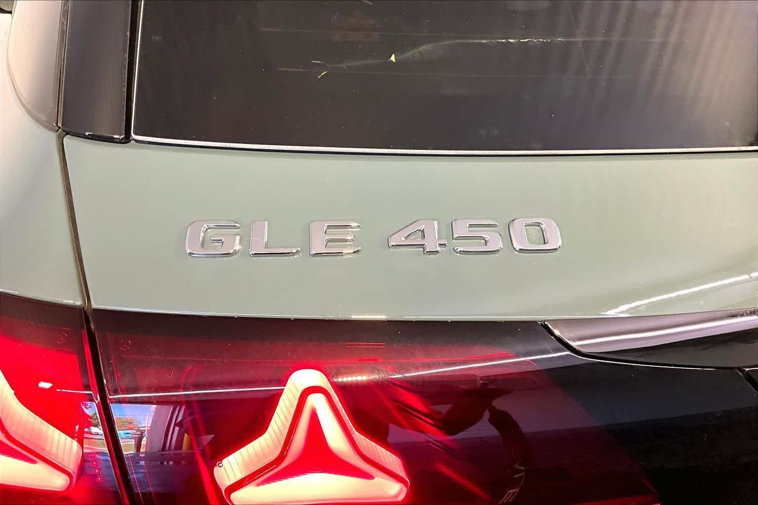 New 2027 Dark Petrol Mercedes-Benz GLE 450 image 6