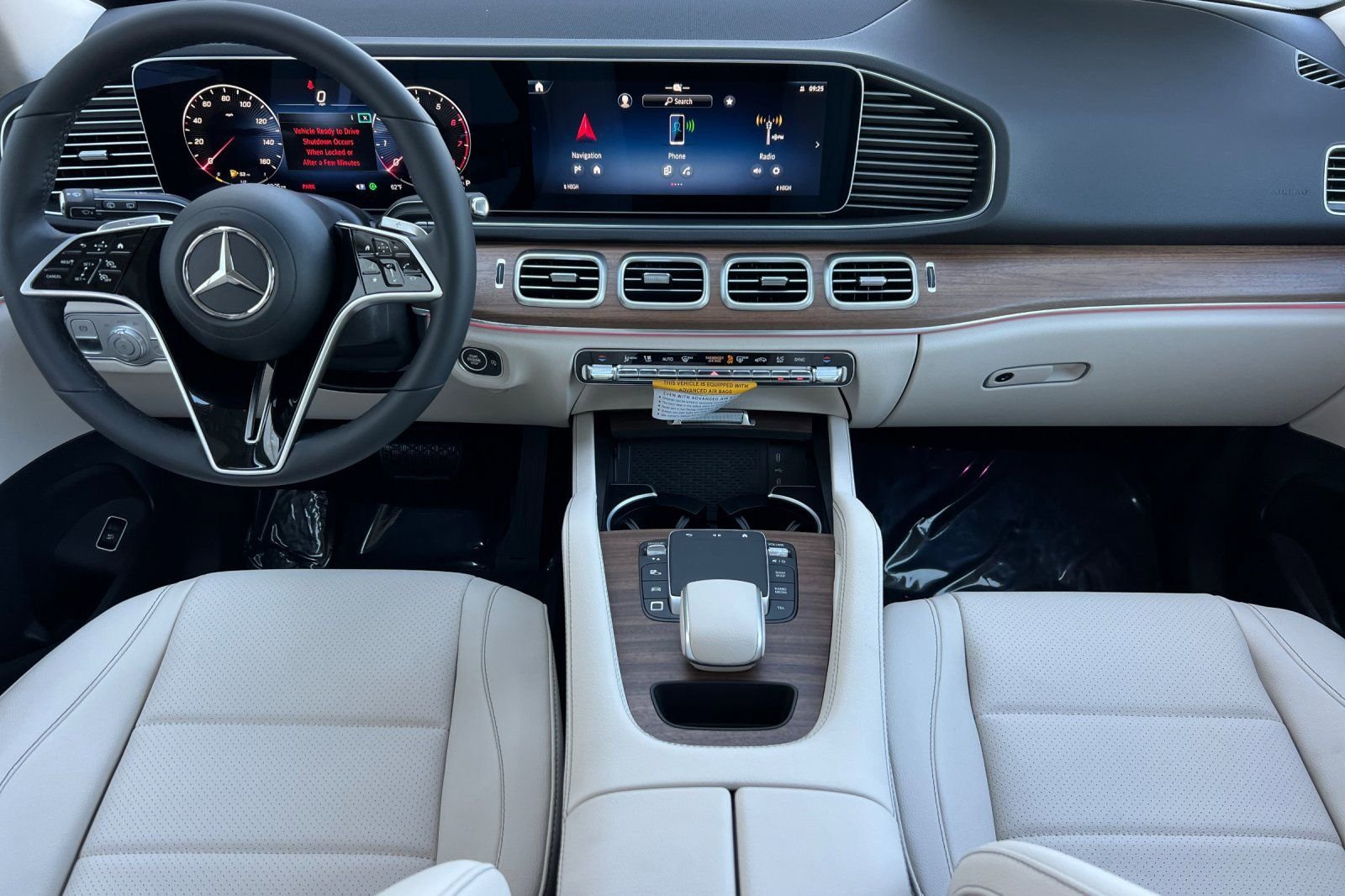 New 2026 Polar White Mercedes-Benz 450 image 3
