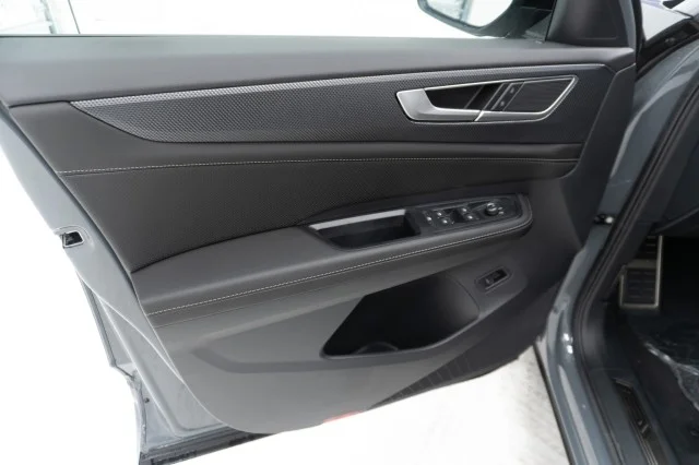 New 2026 Pure Gray Volkswagen 2.0T SEL R-Line Black image 19