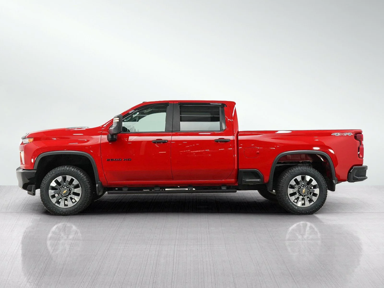 Used 2022 Chevrolet Silverado 2500HD Custom with VIN 1GC1YME71NF100378 for sale in Wayzata, Minnesota