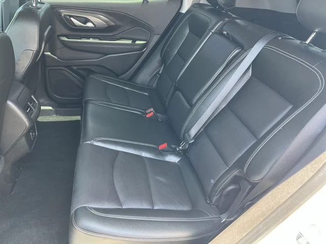 Used 2024  GMC SLT image 38