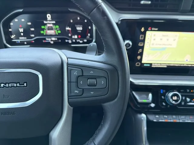 Used 2023 Onyx Black GMC Denali image 28