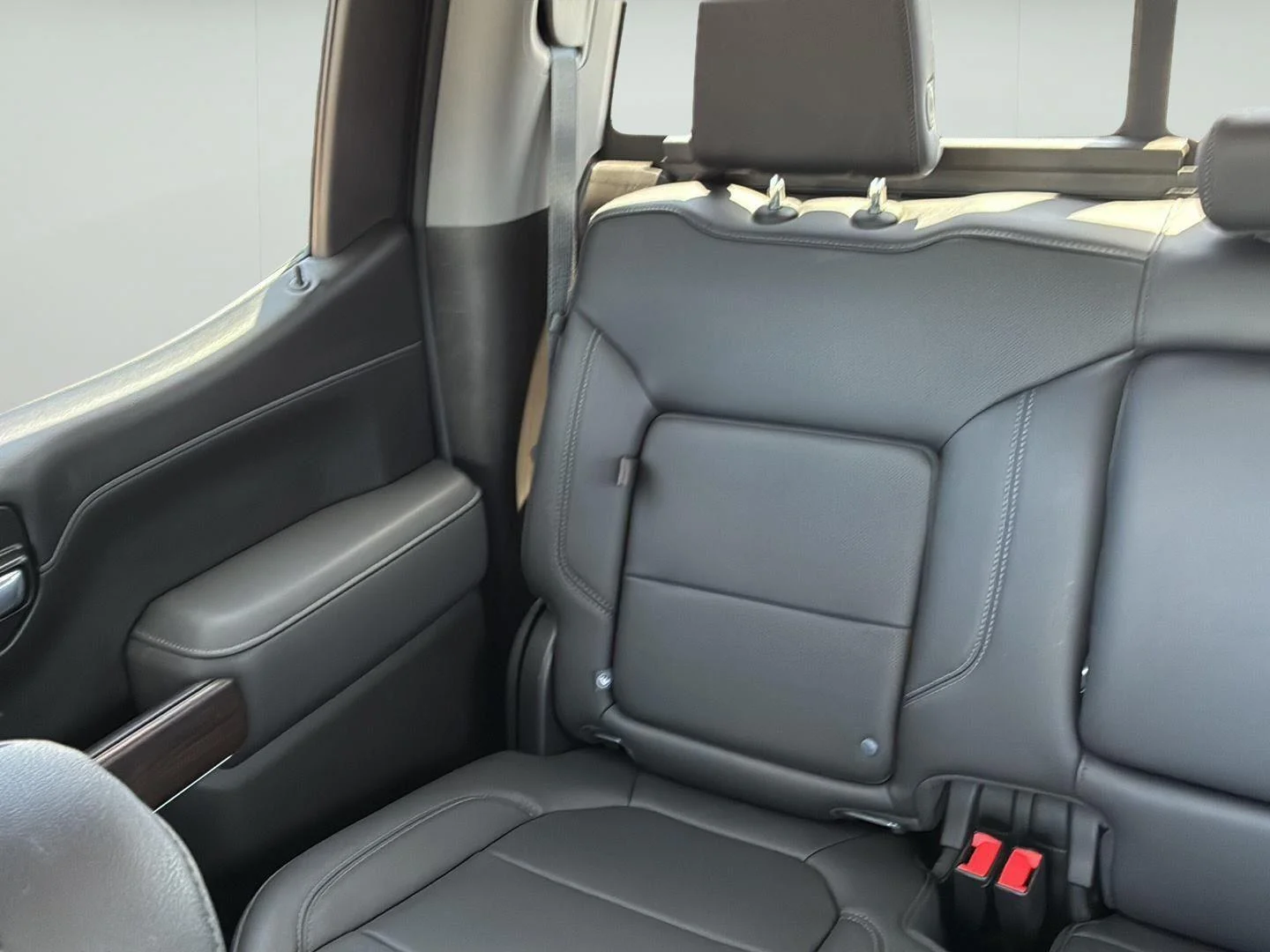 Used 2021 Satin Steel Metallic GMC SLT image 18