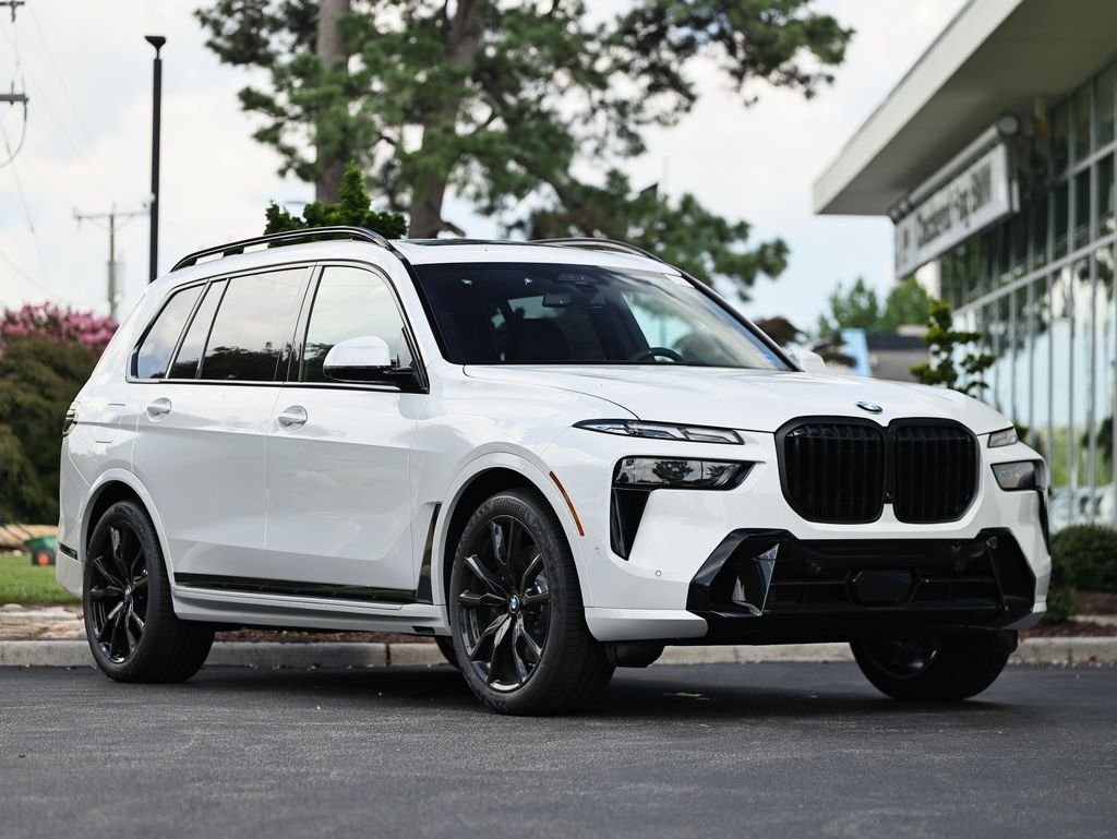2027 BMW X7