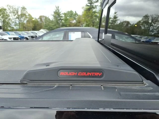 Used 2023 Onyx Black GMC Denali Ultimate image 9