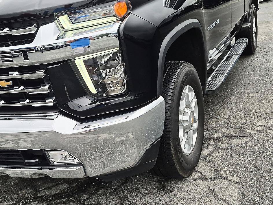 Used 2022 Black Chevrolet LTZ image 9