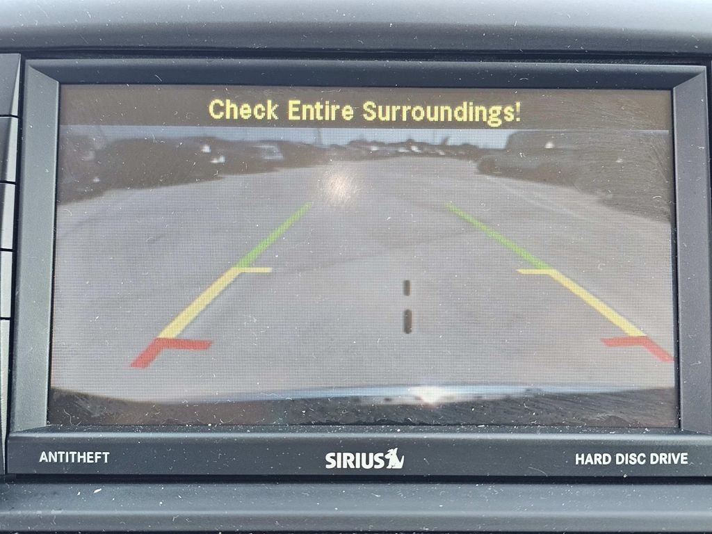 Used 2015 Black Chrysler Touring-L image 32