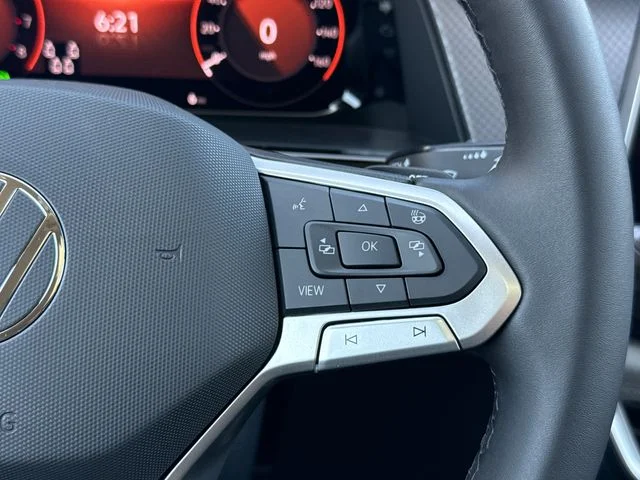 New 2026 Opal White Pearl Volkswagen 2.0T Peak Edition image 38