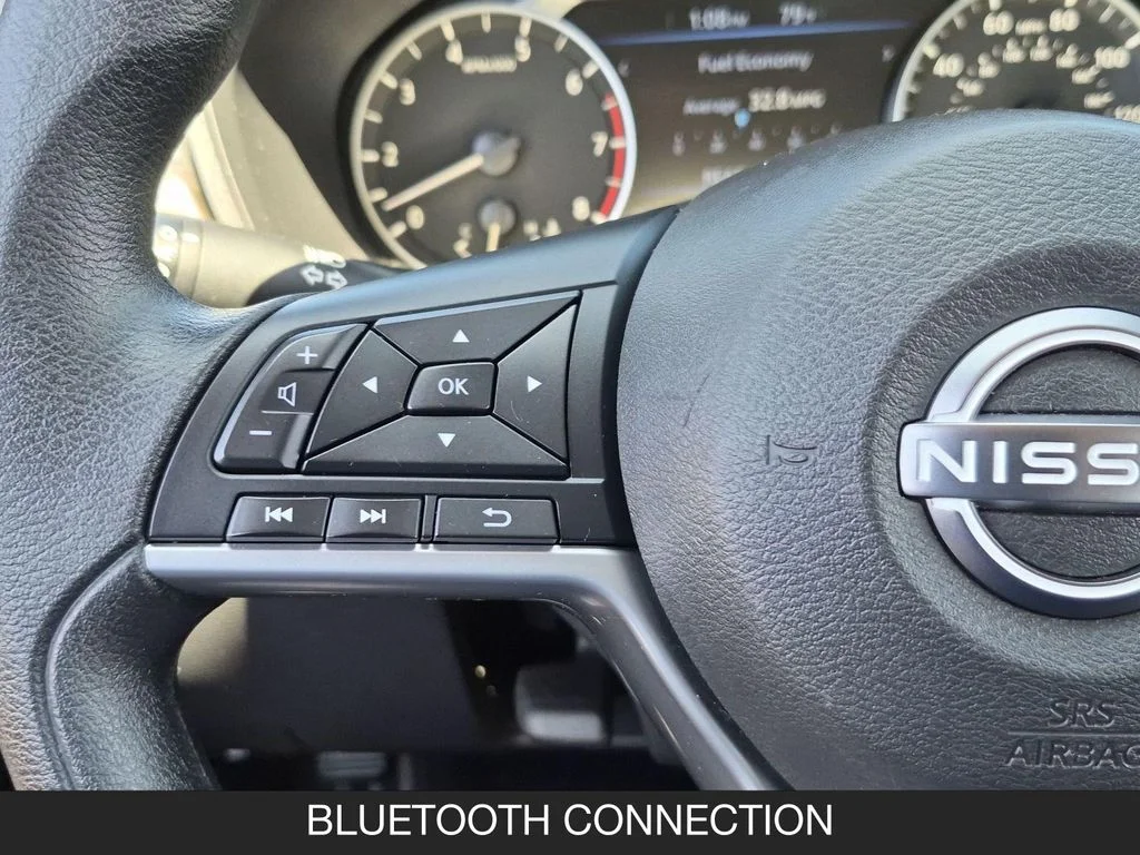 2025 Nissan Altima SV - Photo 17
