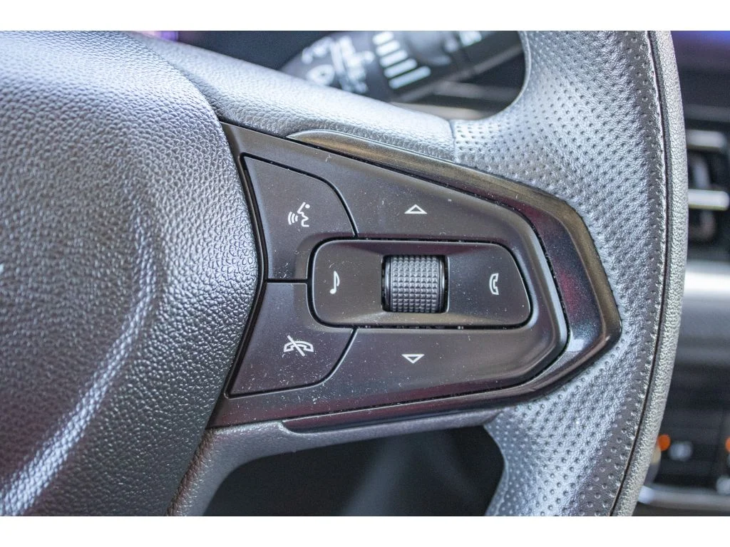 Used 2025 Crimson Metallic Chevrolet LT image 37