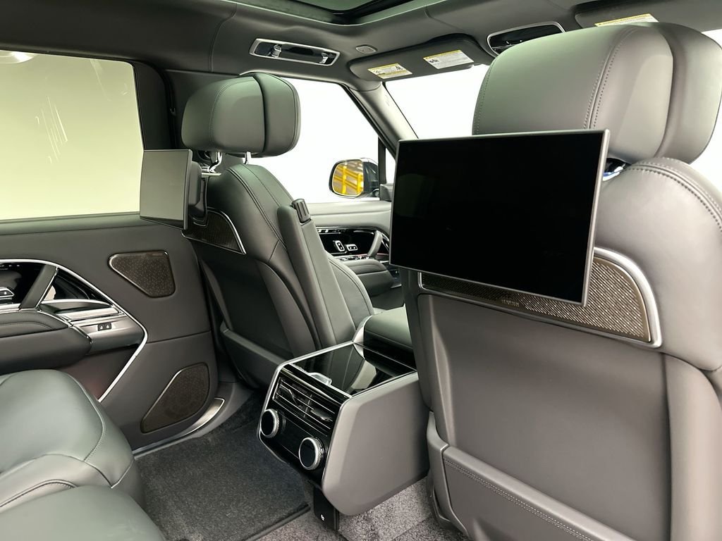 New 2026 Santorini Black Land Rover Autobiography image 16
