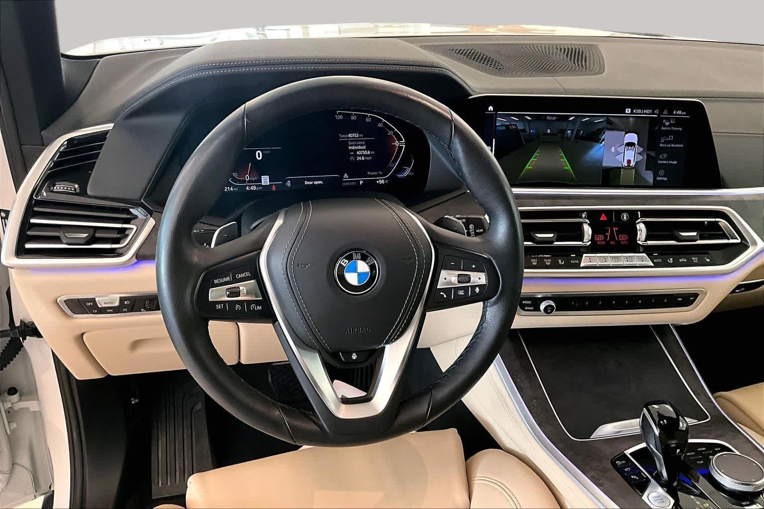 Used 2022 Mineral White Metallic BMW sDrive40i image 17